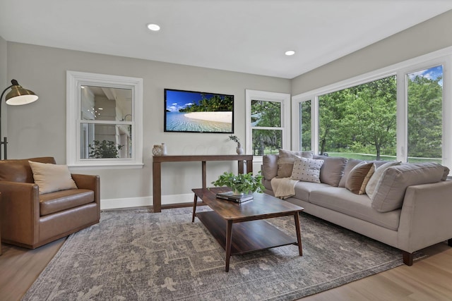 2095 Mccoy Rd, Upper Arlington, OH 43220 - living room featuring wood finished floors, baseboards, and recessed lighting