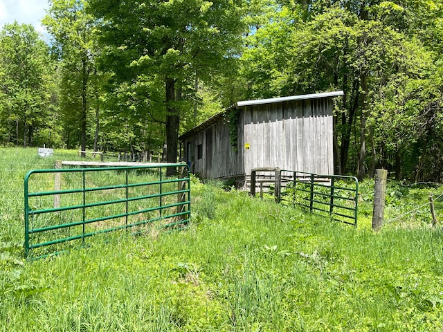 12929 Pleasant Valley Rd NE, Utica, OH 43080