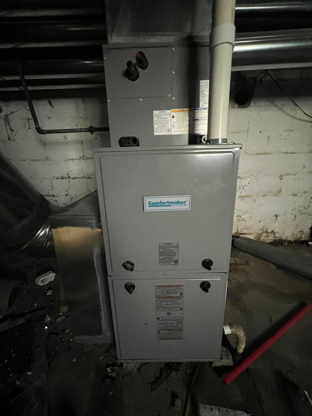 542-544 Trevitt St, Columbus, OH 43203 - utilities featuring heating unit