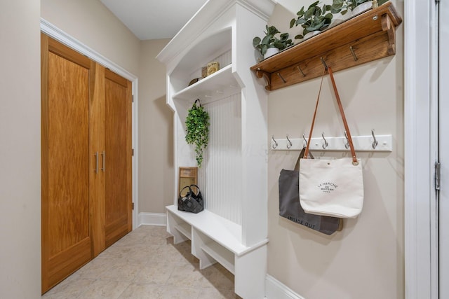 504 W Orange Rd, Delaware, OH 43015 - view of mudroom