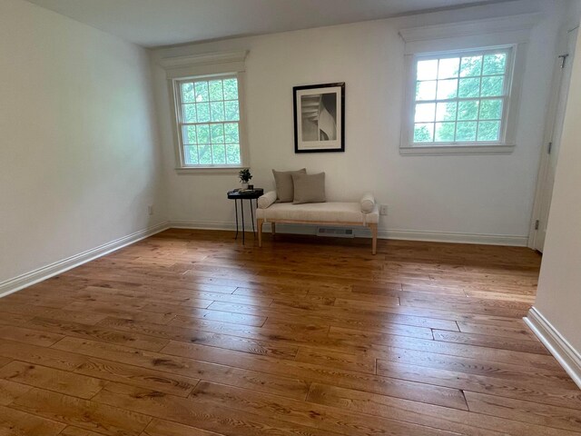 1155 Millcreek Ct, Columbus, OH 43220 - living area featuring hardwood / wood-style floors and baseboards