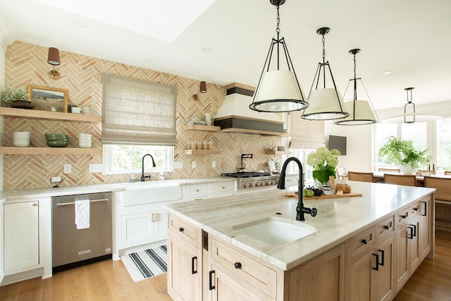 8070 Harriott Rd, Dublin, OH 43017 - kitchen with stainless steel appliances, a sink, open shelves, and decorative backsplash