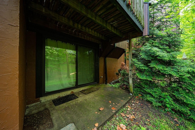 view of entrance to property