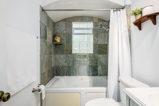 263 E Beaumont Rd, Columbus, OH 43214 - bathroom with shower / tub combo, toilet, and vanity