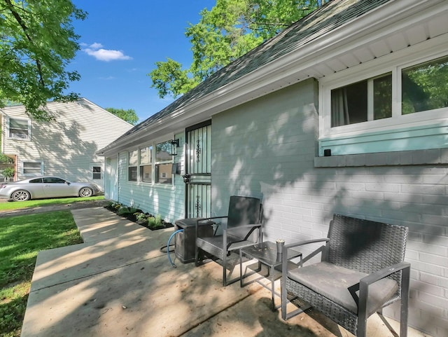 4838 Calvin Dr, Columbus, OH 43227 - view of patio / terrace