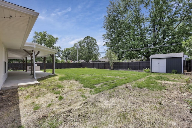 2727 Westmont Blvd, Columbus, OH 43221 - view of yard with a patio, a shed, and an outdoor structure