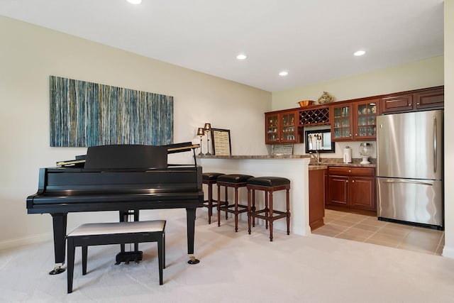 6415 Green Stone Loop, Dublin, OH 43016 - sitting room with wet bar, recessed lighting, light carpet, and baseboards