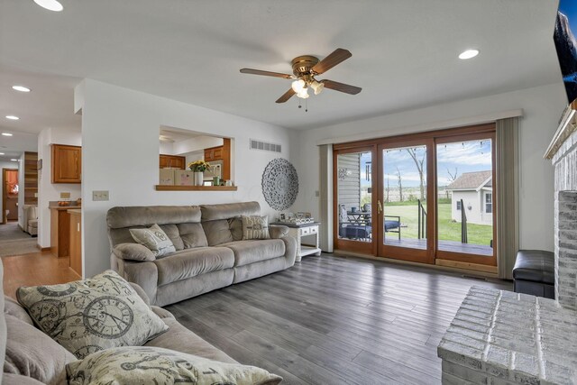 1719 Marion Rd NW, Utica, OH 43080 - living room with a ceiling fan, recessed lighting, and light wood-style floors