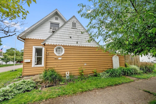 616 E Chestnut St, Mount Vernon, OH 43050 - view of home's exterior