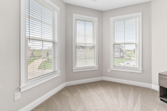 6540 Marshview Dr, Hilliard, OH 43026 - carpeted empty room with baseboards
