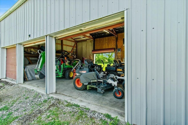 10164 Busey Rd, Canal Winchester, OH 43110 - view of detached garage