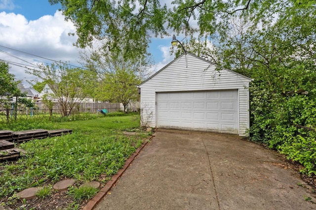 3204 Mcguffey Rd, Columbus, OH 43224 - view of detached garage