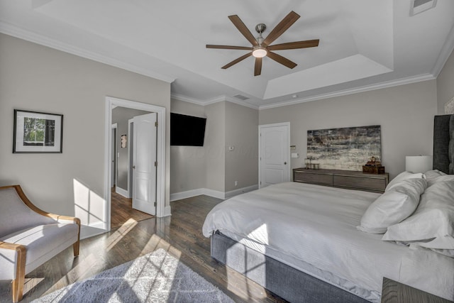 3720 Hyatts Rd, Powell, OH 43065 - bedroom with a raised ceiling, wood finished floors, baseboards, ornamental molding, and ceiling fan