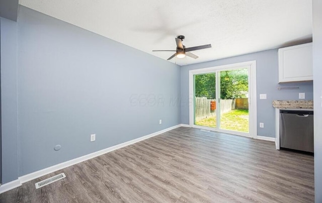 4106-4108 Larry Pl, Columbus, OH 43227 - photo 4