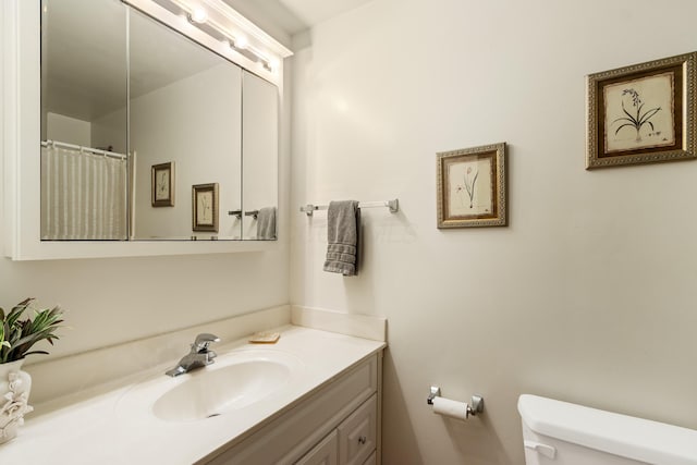 68 Whipple Pl, Westerville, OH 43081 - full bath featuring toilet and vanity