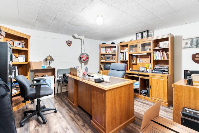 68 Whipple Pl, Westerville, OH 43081 - office area featuring wood finished floors and concrete block wall