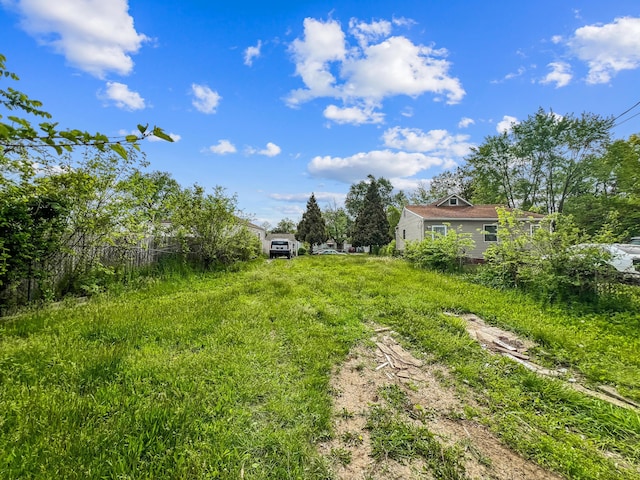 2273 Mcguffey Rd, Columbus, OH 43211