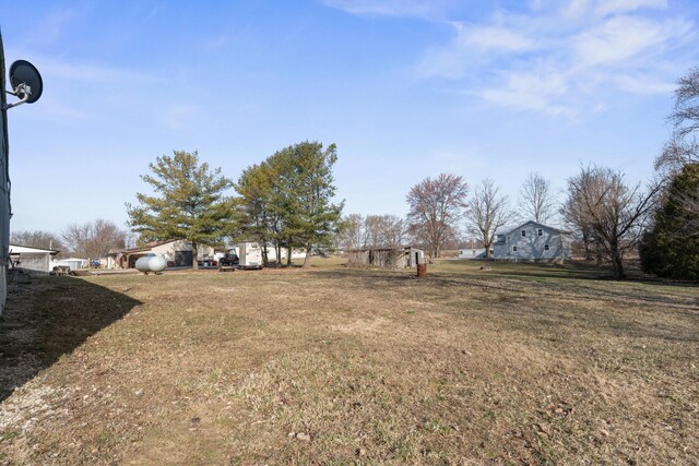 376 Benton Rd, Sycamore, OH 44882 - view of grassy yard
