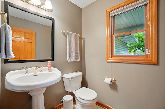 7227 Stemen Rd, Pickerington, OH 43147 - bathroom with toilet and baseboards