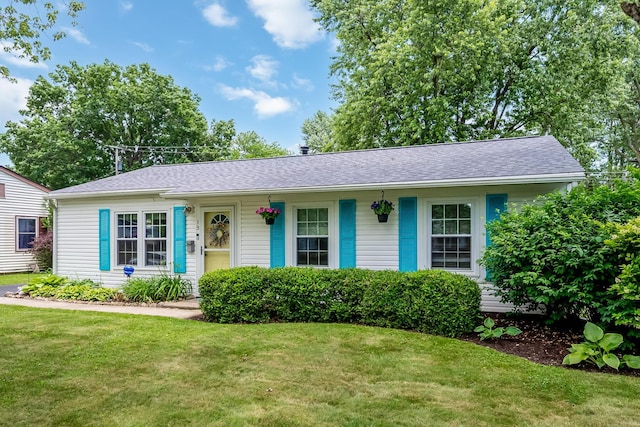 19 Vaughn Rd, Delaware, OH 43015 - view of front of home with a front yard and roof with shingles