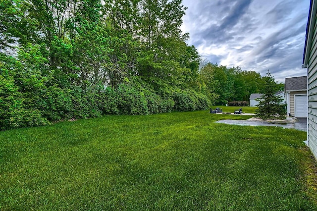 3983 Summerstone Dr, Columbus, OH 43230 - view of grassy yard