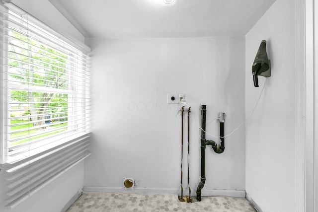 221 W Mulberry St, Baltimore, OH 43105 - clothes washing area with hookup for a washing machine and baseboards