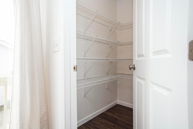 960 Hartford Village Blvd, Columbus, OH 43228 - view of pantry