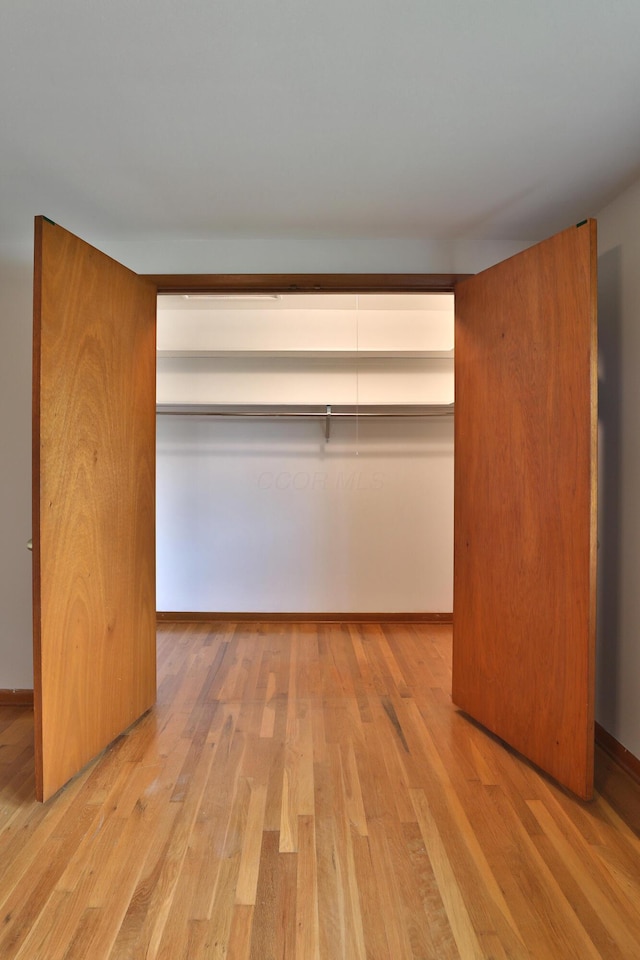 6070 Barberry Holw, Columbus, OH 43213 - view of closet