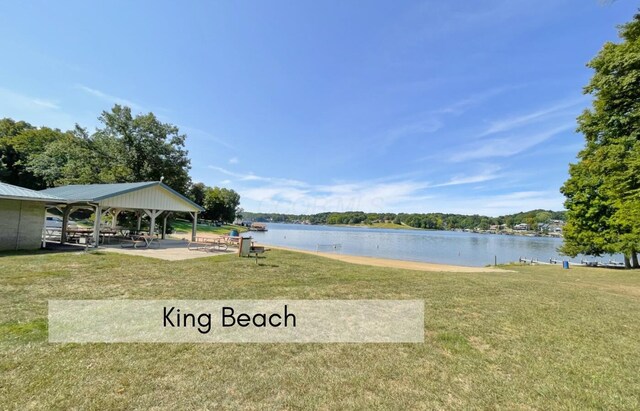 305 Apple Hill S, Howard, OH 43028