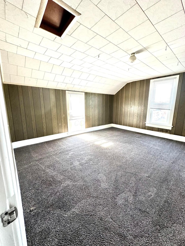 619 Sugar St, Marion, OH 43302 - unfurnished room with carpet, wooden walls, and baseboards