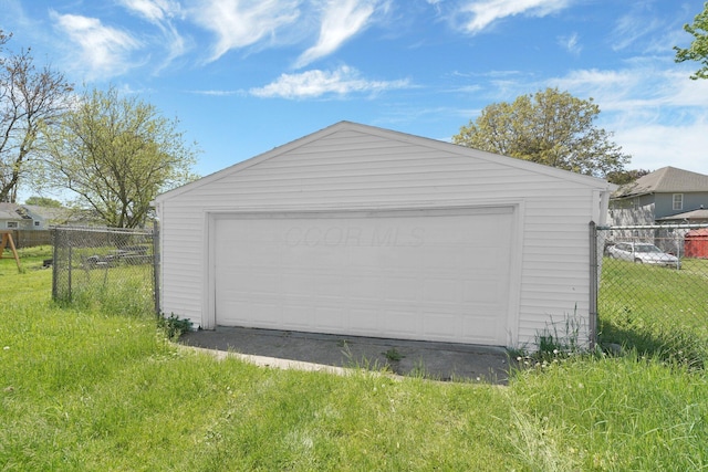 524 Avondale Ave, Marion, OH 43302 - view of detached garage
