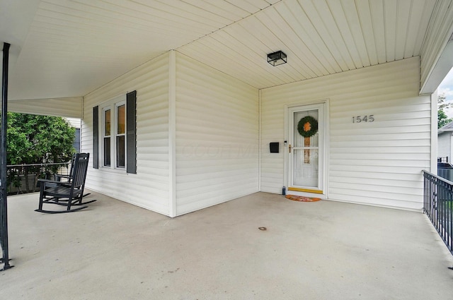 1545 Westwood Ave, Columbus, OH 43212 - entrance to property featuring covered porch