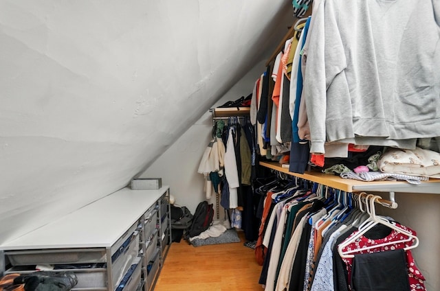 1545 Westwood Ave, Columbus, OH 43212 - walk in closet featuring wood finished floors and vaulted ceiling