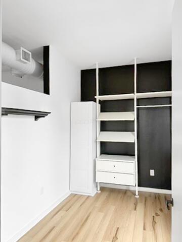 432 E Rich St Unit 3K, Columbus, OH 43215 - view of closet