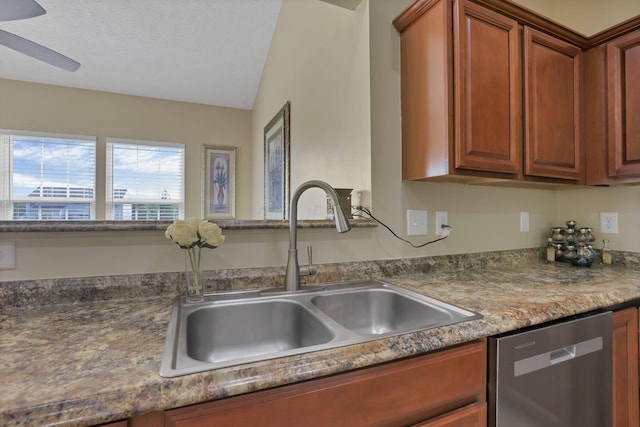 135 Tassel View St, Pataskala, OH 43062 - kitchen with a sink, dishwasher, a ceiling fan, lofted ceiling, and a textured ceiling