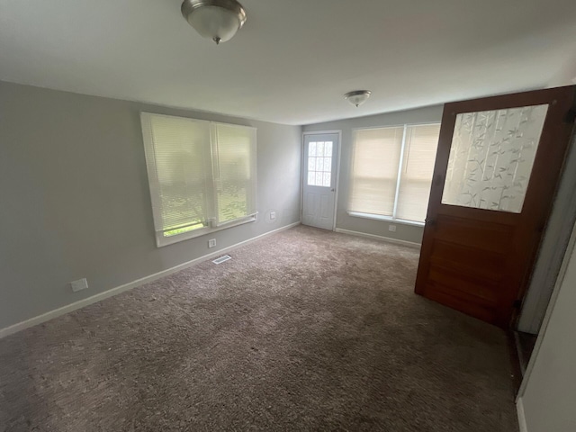 1227 Hart Rd, Columbus, OH 43223 - carpeted empty room featuring baseboards