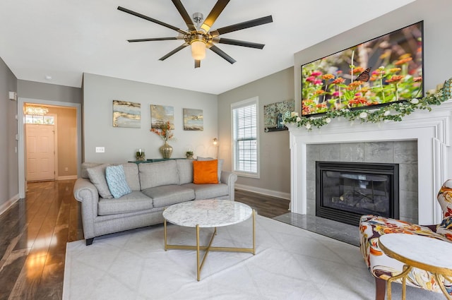 5119 Butterworth Green Dr, New Albany, OH 43054 - living area featuring wood finished floors, baseboards, and ceiling fan