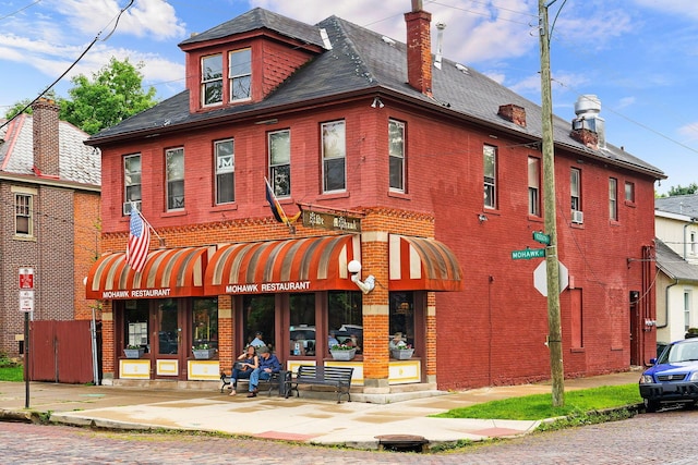 308 Jackson St, Columbus, OH 43206 - view of building exterior
