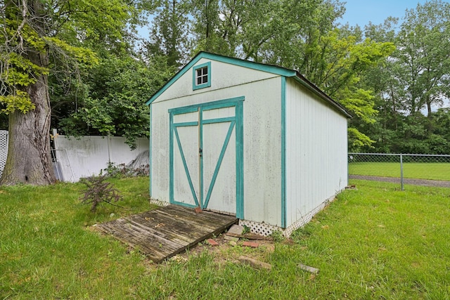 3368 Pine Valley Rd, Columbus, OH 43219 - view of shed