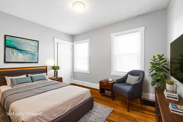 1165 Wager St Unit 1165-1167, Columbus, OH 43206 - bedroom with wood finished floors and baseboards