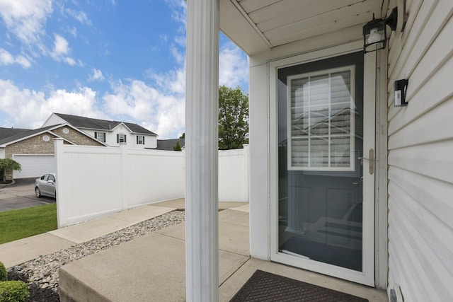 4712 Shalers Dr Unit 54A, Columbus, OH 43228 - property entrance featuring fence and a patio