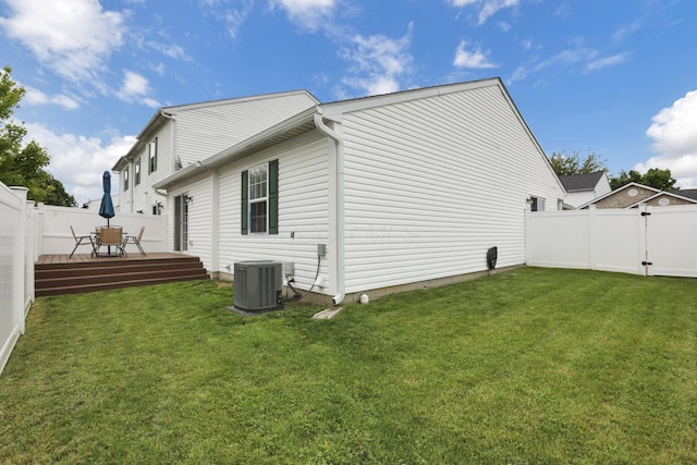 4712 Shalers Dr Unit 54A, Columbus, OH 43228 - back of house featuring a wooden deck and cooling unit