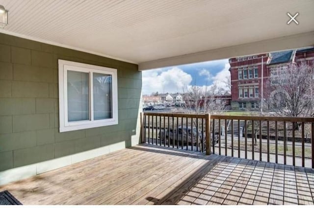 220 E Tompkins St, Columbus, OH 43202 - view of wooden terrace