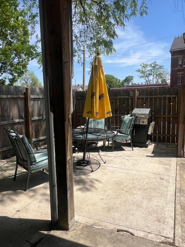 220 E Tompkins St, Columbus, OH 43202 - view of patio with a fenced backyard and area for grilling