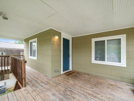 220 E Tompkins St, Columbus, OH 43202 - view of deck