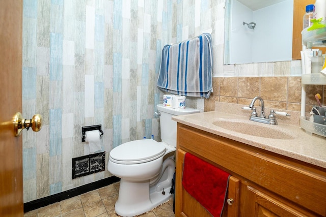 1469 Sandalwood Pl, Columbus, OH 43229 - bathroom with toilet, vanity, and tile patterned flooring