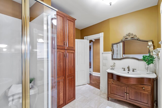 1042 Neil Ave, Columbus, OH 43201 - full bathroom featuring a stall shower and vanity