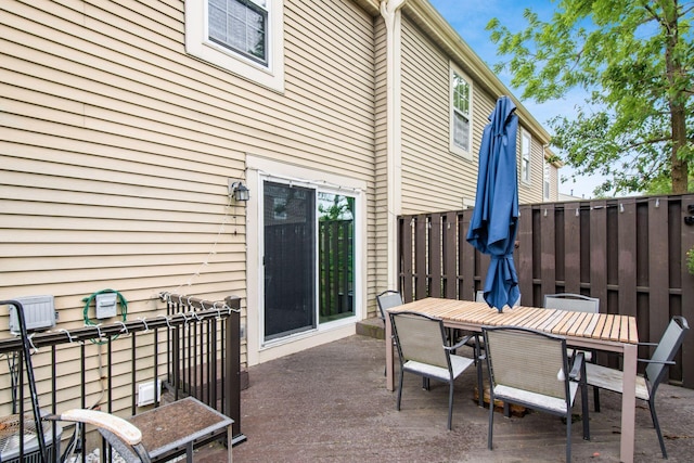 5120 Singleton Dr Unit 36D, Hilliard, OH 43026 - view of patio with outdoor dining area