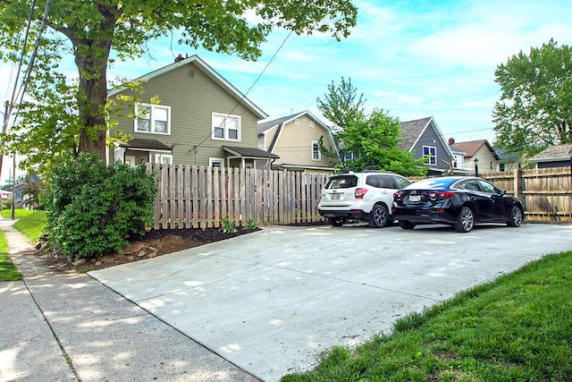 1306-1308 Wilson Ave, Columbus, OH 43206 - view of side of home with fence and a residential view