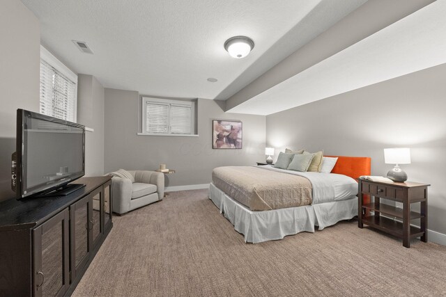 2060 Fontenay Pl, Upper Arlington, OH 43220 - bedroom featuring carpet floors, baseboards, and a textured ceiling